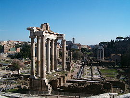 What remains of the temple of Saturn in the Forum Romanum